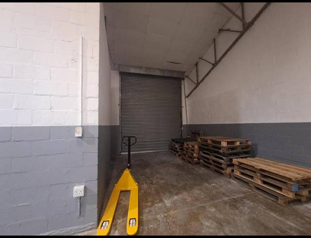 INDUSTRIAL PROPERTY TO RENT IN ATLANTIC HILLS
